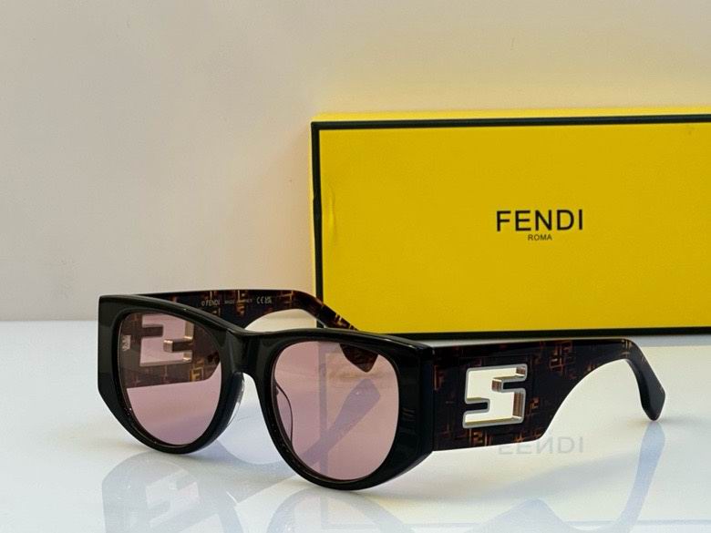 Fendi Glasses (30)